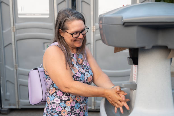 Best Luxury portable toilet rental  in Santa Clara, NM